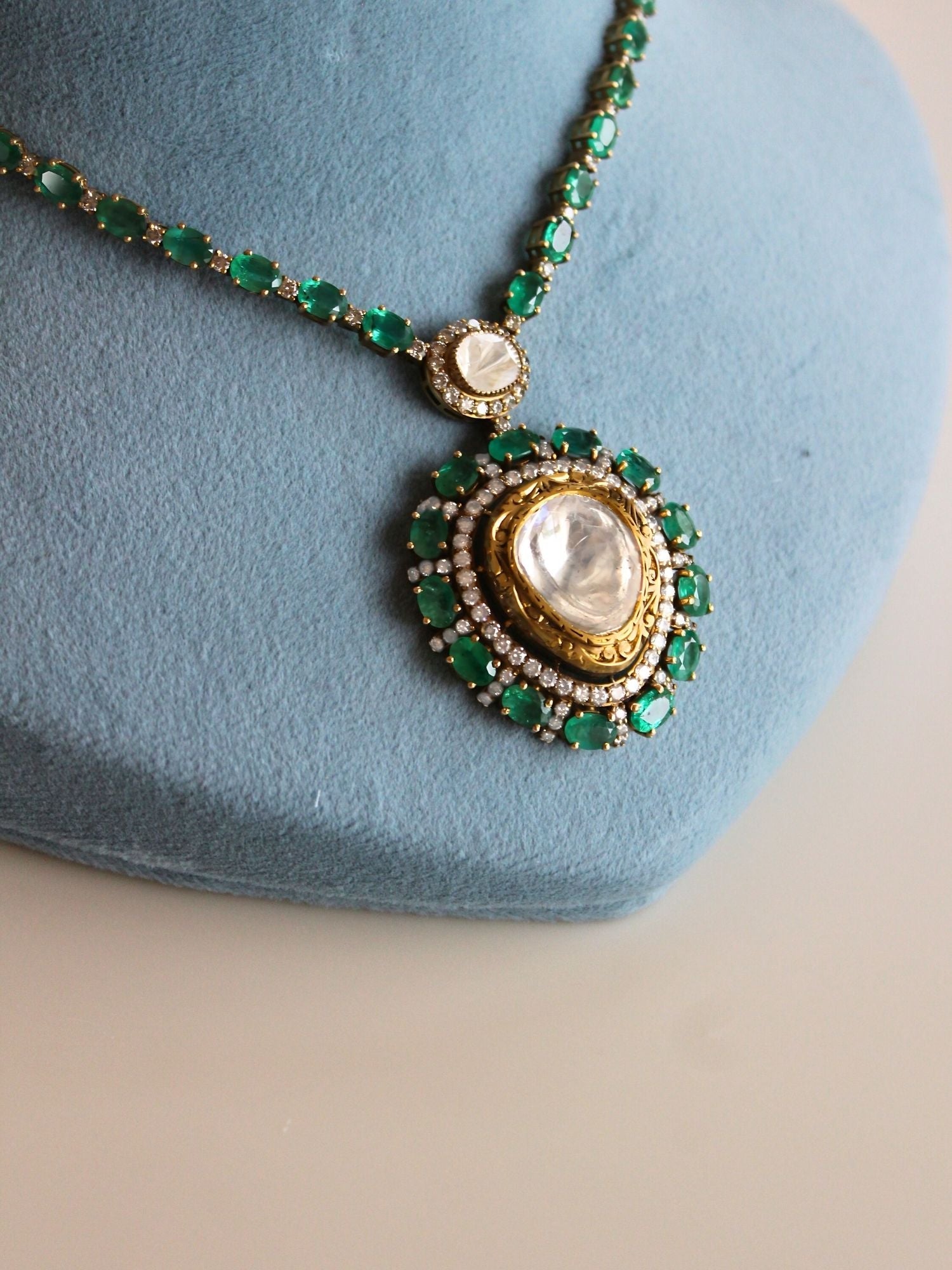 Pendant