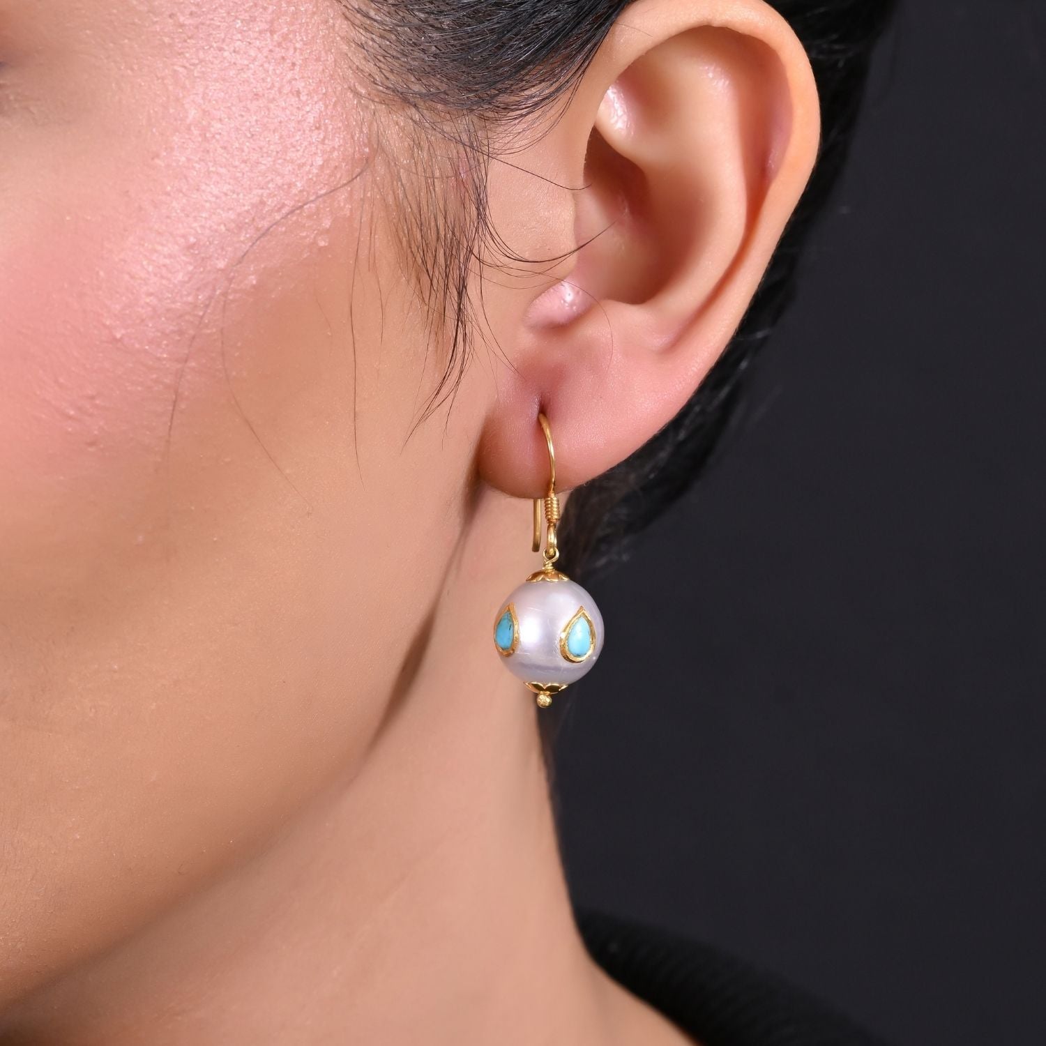 Blue Hue Pearl Earrings