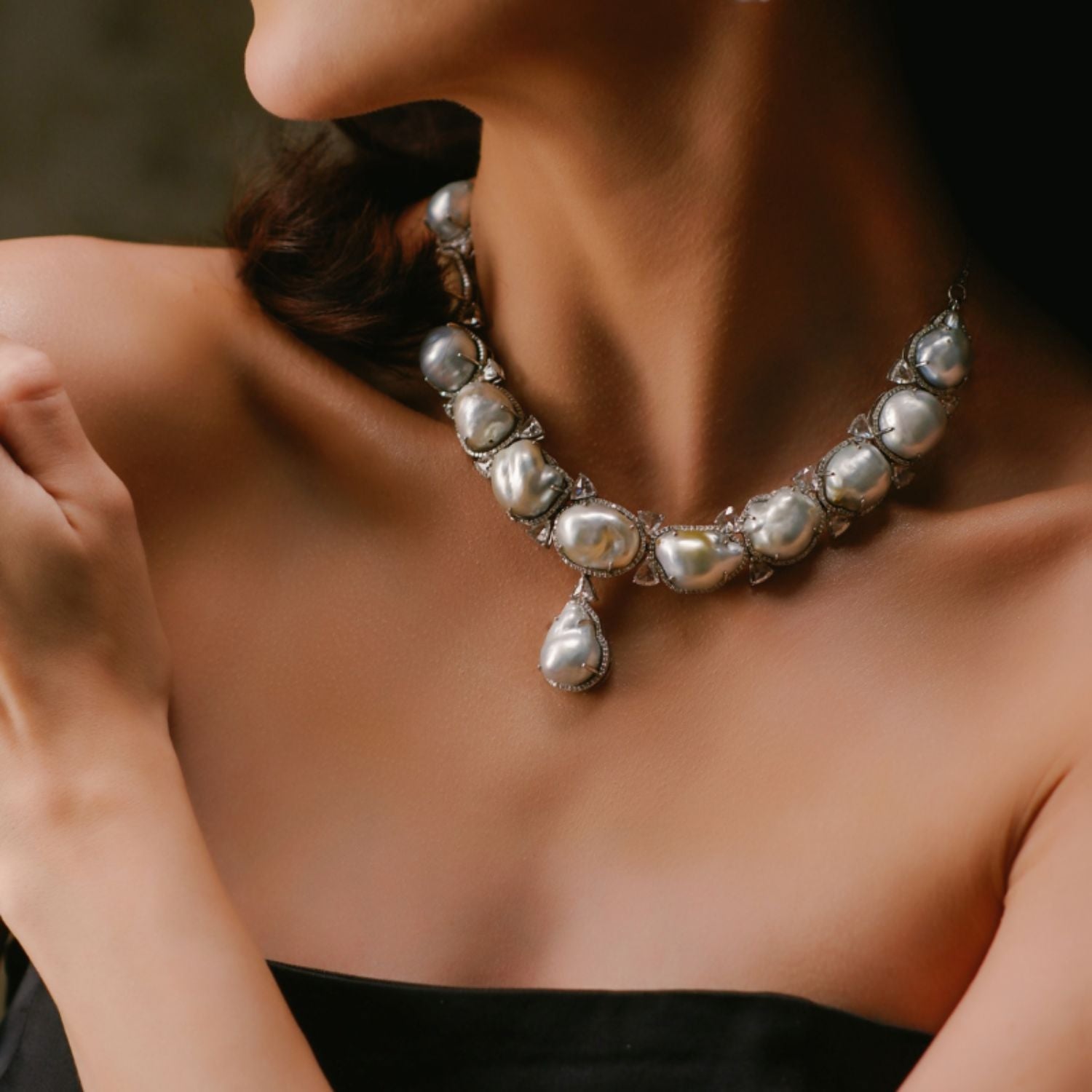 Moonlit pearls