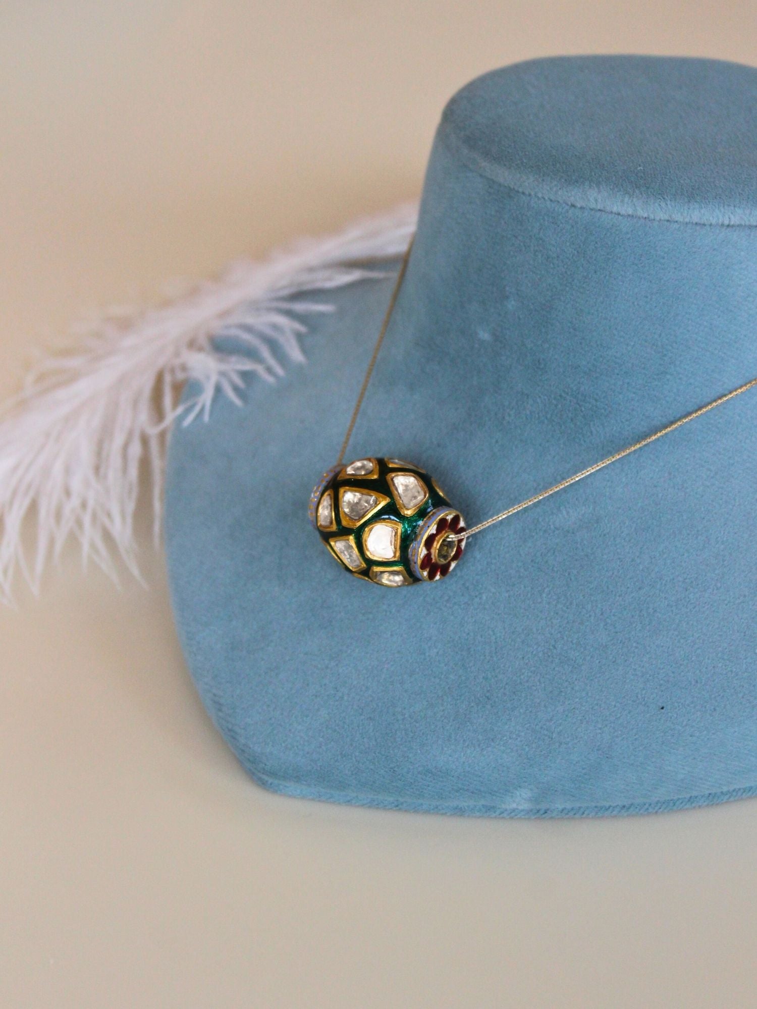 The Gleam Barrel Pendant