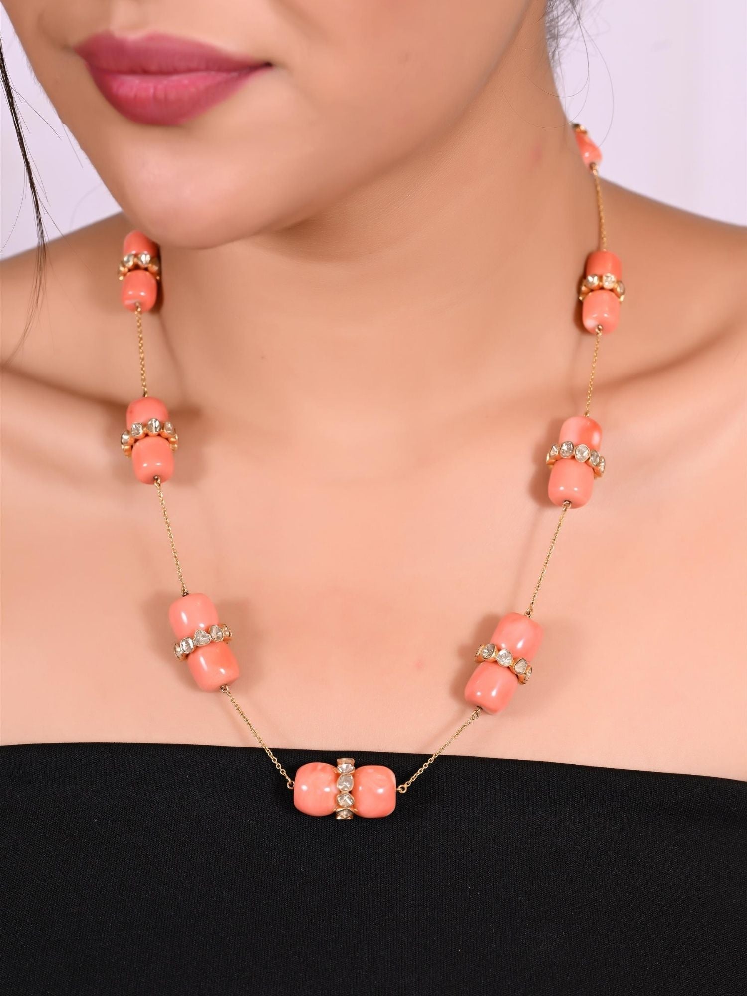 Barrel Bloom Coral Necklace