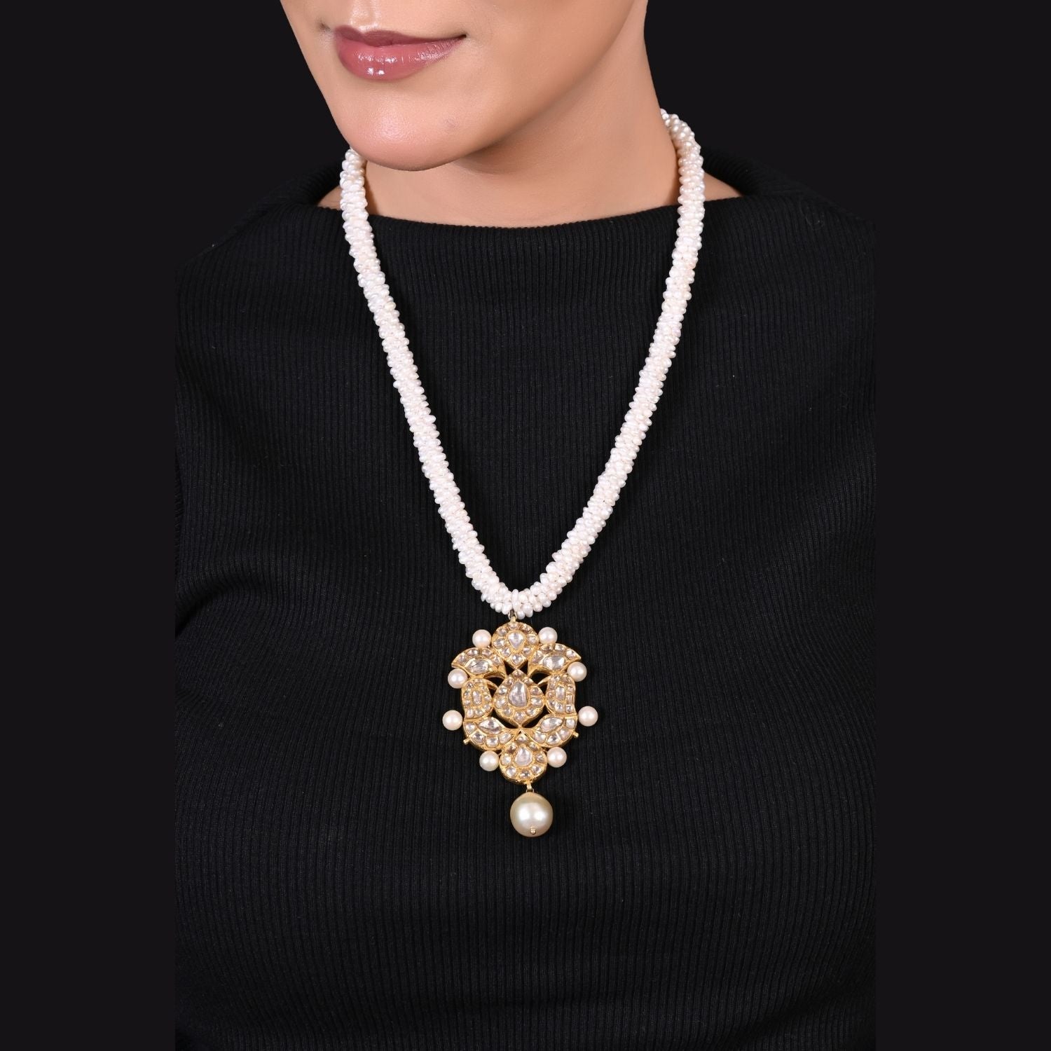 The Pearl Lace Droplet Pendant