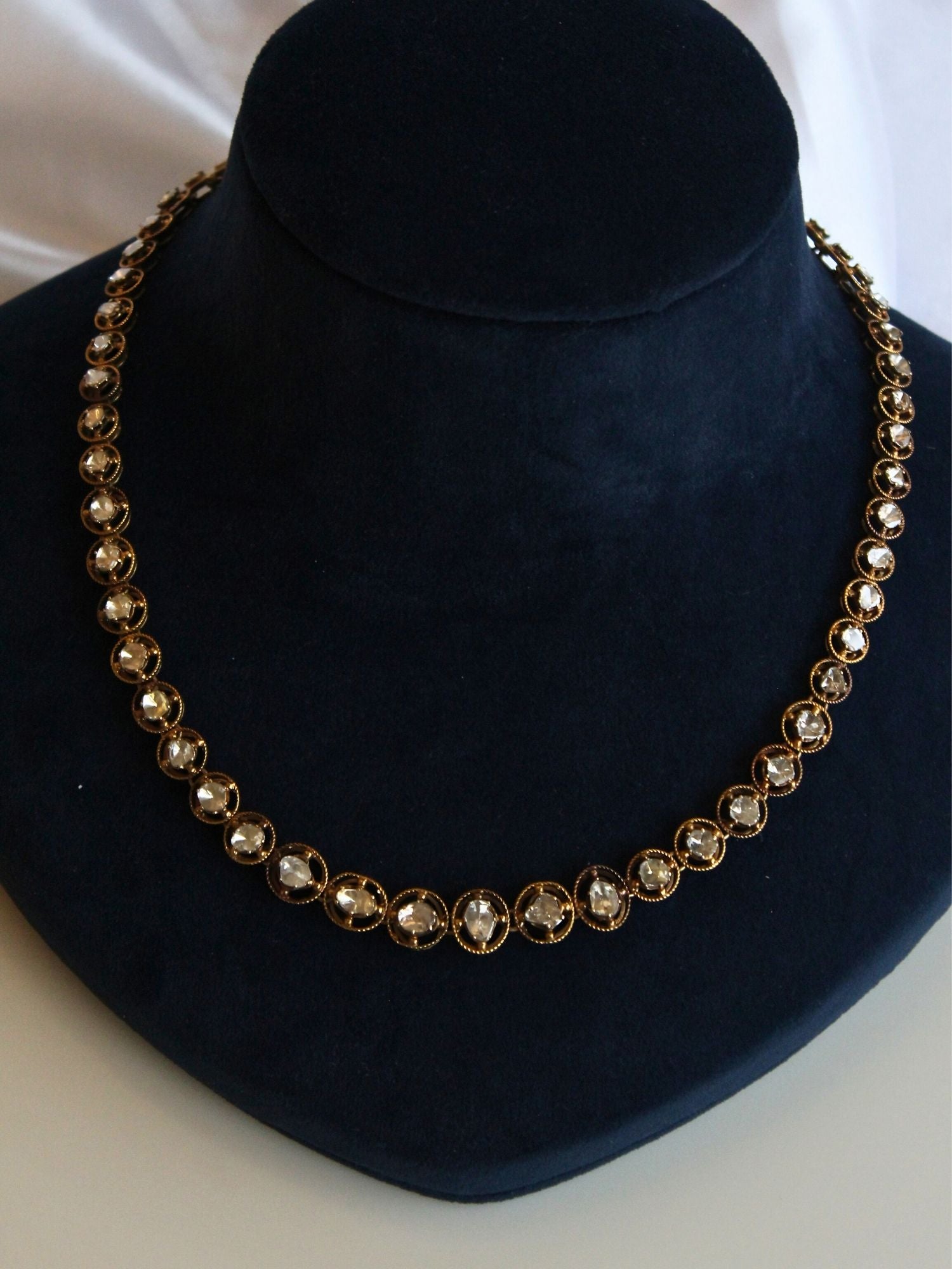 The Vintage Loop Polki Necklace