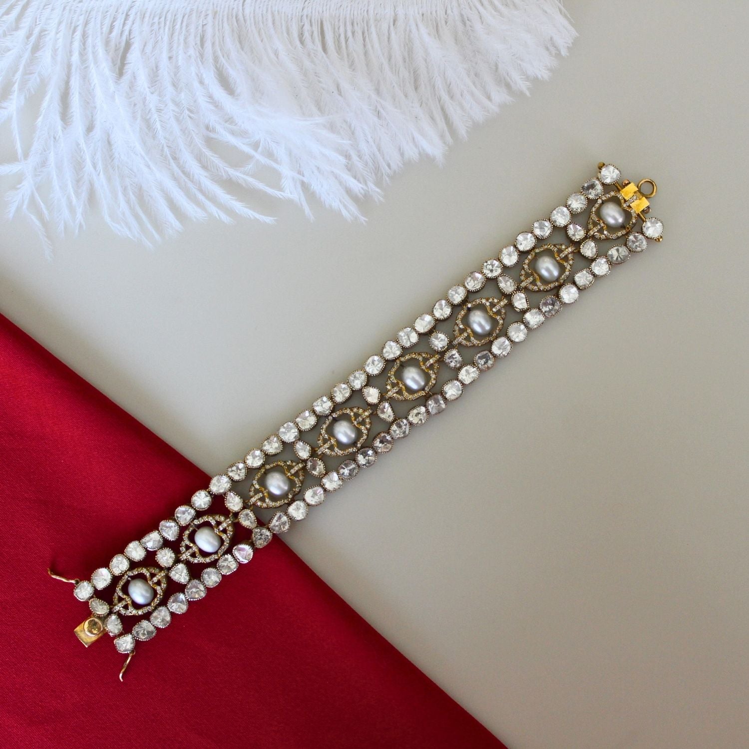 Pearl Noor Bracelet